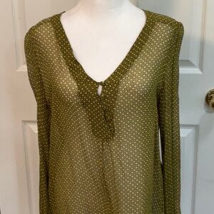 UNITED COLORS OF BENETTON LONG SLEEVE TOP SIZE- LARGE